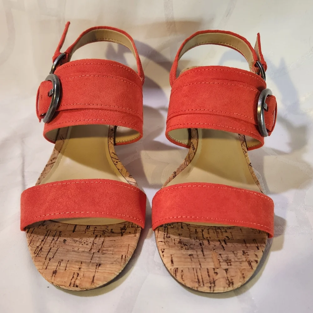Naturalizer pre owned